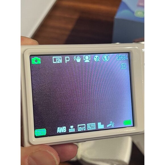 Digital Camera 4K White Photography Vlogging Influencer Travel - Picture 16 of 16